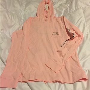 NWT Vineyard Vines pullover in pink!